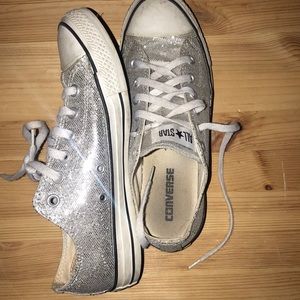 Women’s Sparkly converse